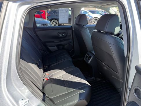 Used 2025 Acura ADX AWD image 19