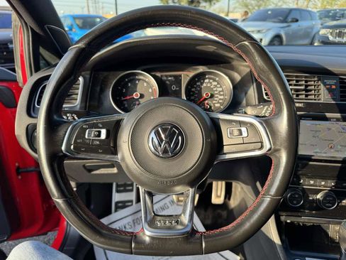 Used 2017 Volkswagen GTI Autobahn image 13