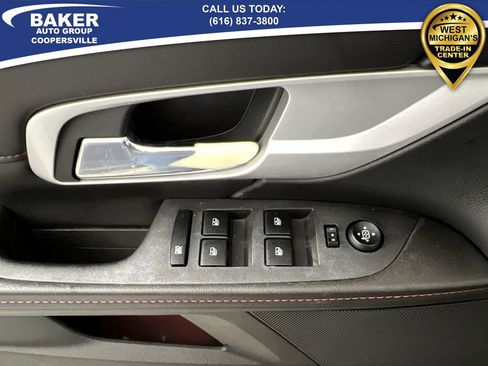 Used 2011 GMC Terrain SLT w/ Cargo Package image 21