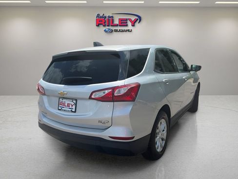 Used 2019 Chevrolet Equinox LS FWD image 5