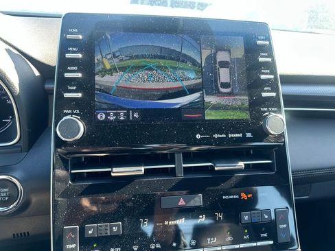 Used 2020 Toyota Avalon Touring w/ Advanced Safety Package FWD image 7