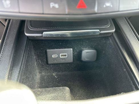 Used 2019 Cadillac XT4 Sport image 18