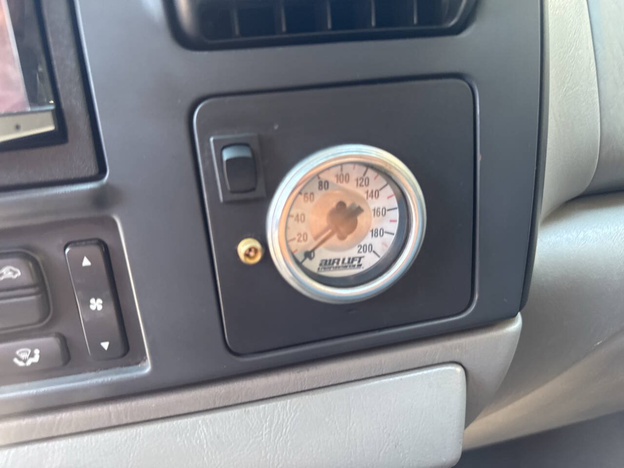Used 2005 Ford F250 Lariat AWD/4WD image 20