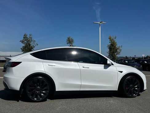 Used 2021 Tesla Model Y Performance AWD/4WD image 6