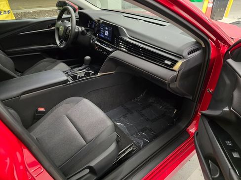 Used 2026 Toyota Camry LE FWD image 30