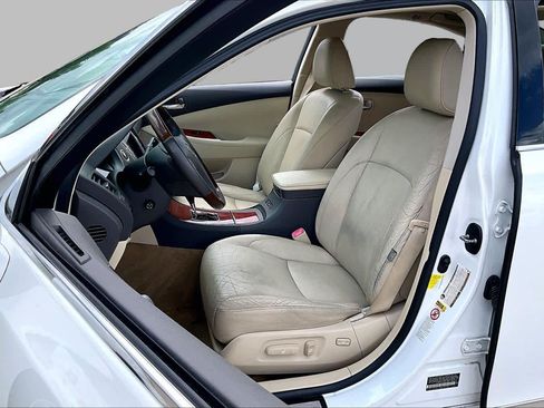 Used 2011 Lexus ES 350 FWD image 6