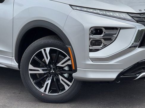 New 2025 Mitsubishi Eclipse Cross SEL image 2
