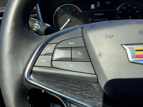 Used 2023 Cadillac XT5 Premium Luxury image 18