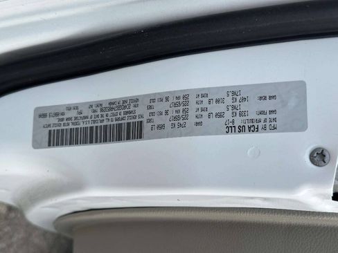 Used 2017 Dodge Grand Caravan SE w/ Power Window Group FWD image 28