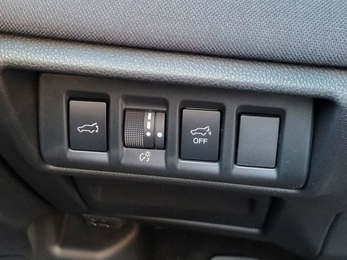 New 2025 Subaru Outback Premium image 12