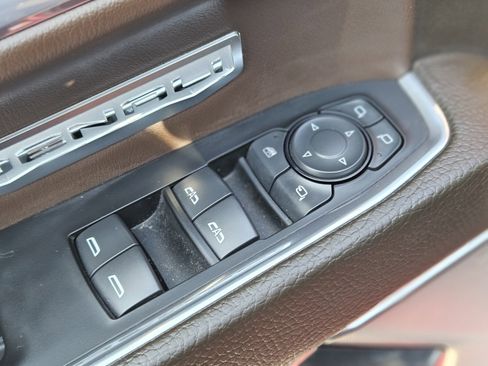 Used 2024 GMC Sierra 1500 Denali image 19