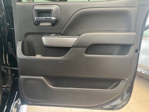 Used 2018 Chevrolet Silverado 1500 LTZ Z71 w/ LTZ Plus Package image 10