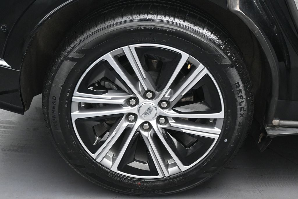 Used 2024 Cadillac Lyriq Luxury RWD image 10