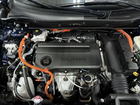 Used 2023 Honda CR-V Sport Touring image 12