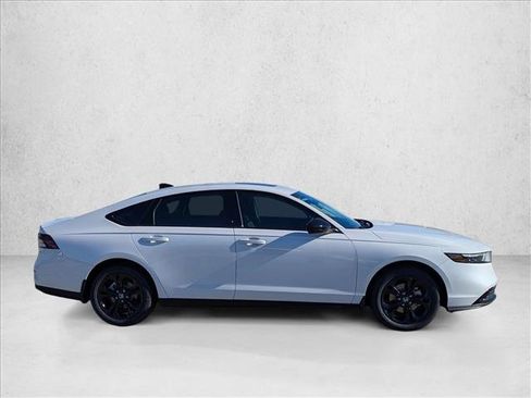 New 2025 Honda Accord SE image 4