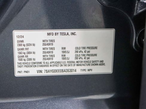 Used 2025 Tesla Model Y Long Range image 31