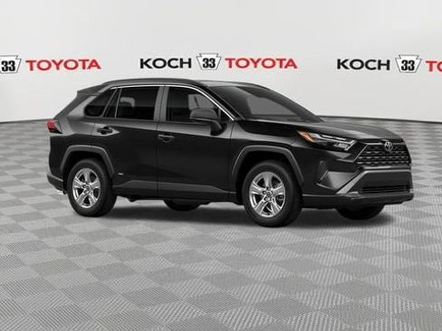 New 2025 Toyota RAV4 LE image 15