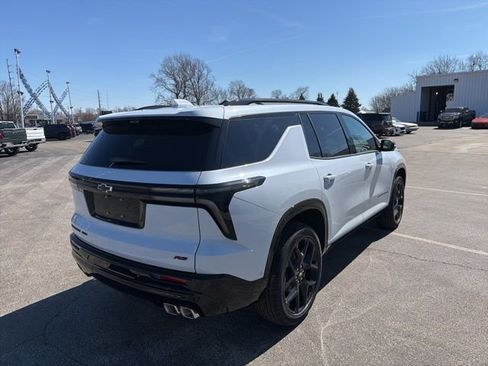 New 2026 Chevrolet Traverse RS image 13