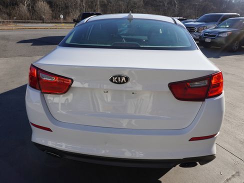 Used 2015 Kia Optima EX image 8