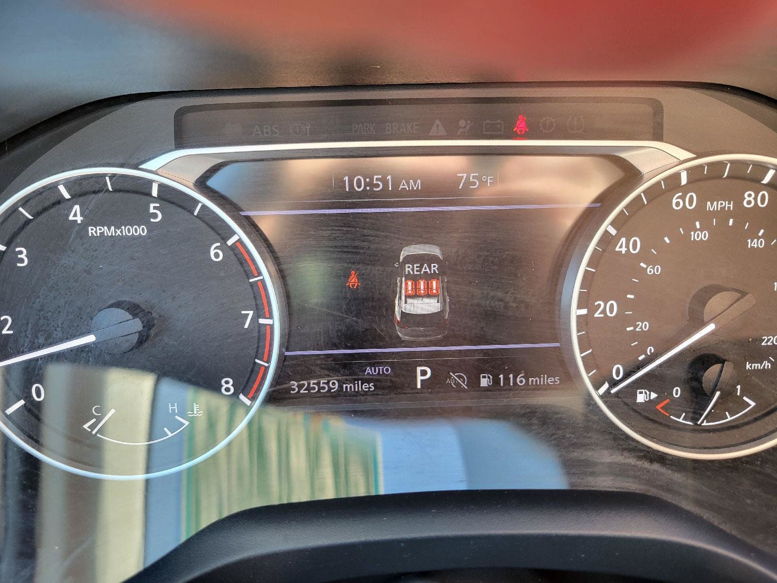 Used 2024 Nissan Rogue S AWD/4WD image 10