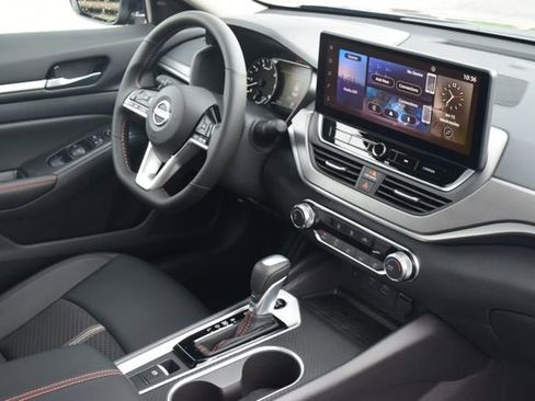 New 2026 Nissan Altima 2.5 SR image 15