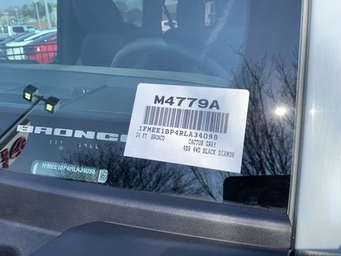 Used 2024 Ford Bronco Black Diamond image 36