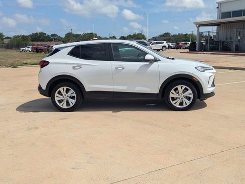 Used 2025 Buick Encore GX Preferred FWD image 4