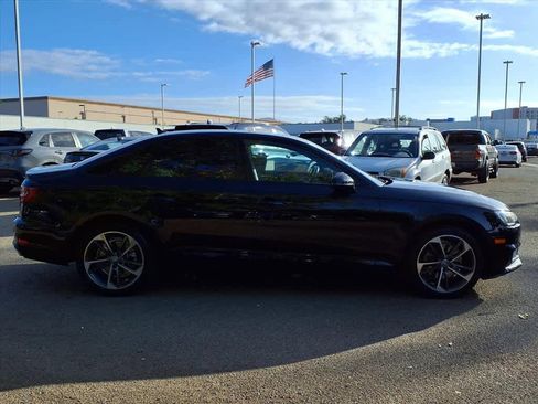 Used 2019 Audi A4 2.0T Premium image 4