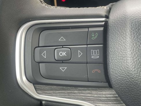 Used 2024 Jeep Wagoneer Series II w/ Flexible Seating Group RWD image 22