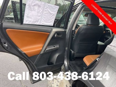 Used 2017 Toyota RAV4 Platinum FWD image 8