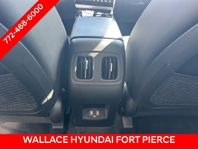 Used 2023 Hyundai Tucson SEL AWD/4WD image 16