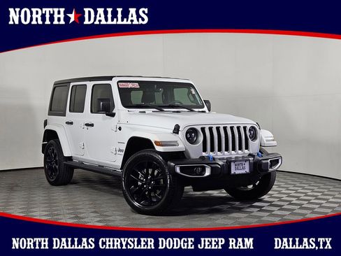 Used 2023 Jeep Wrangler Unlimited Sahara AWD/4WD image 1