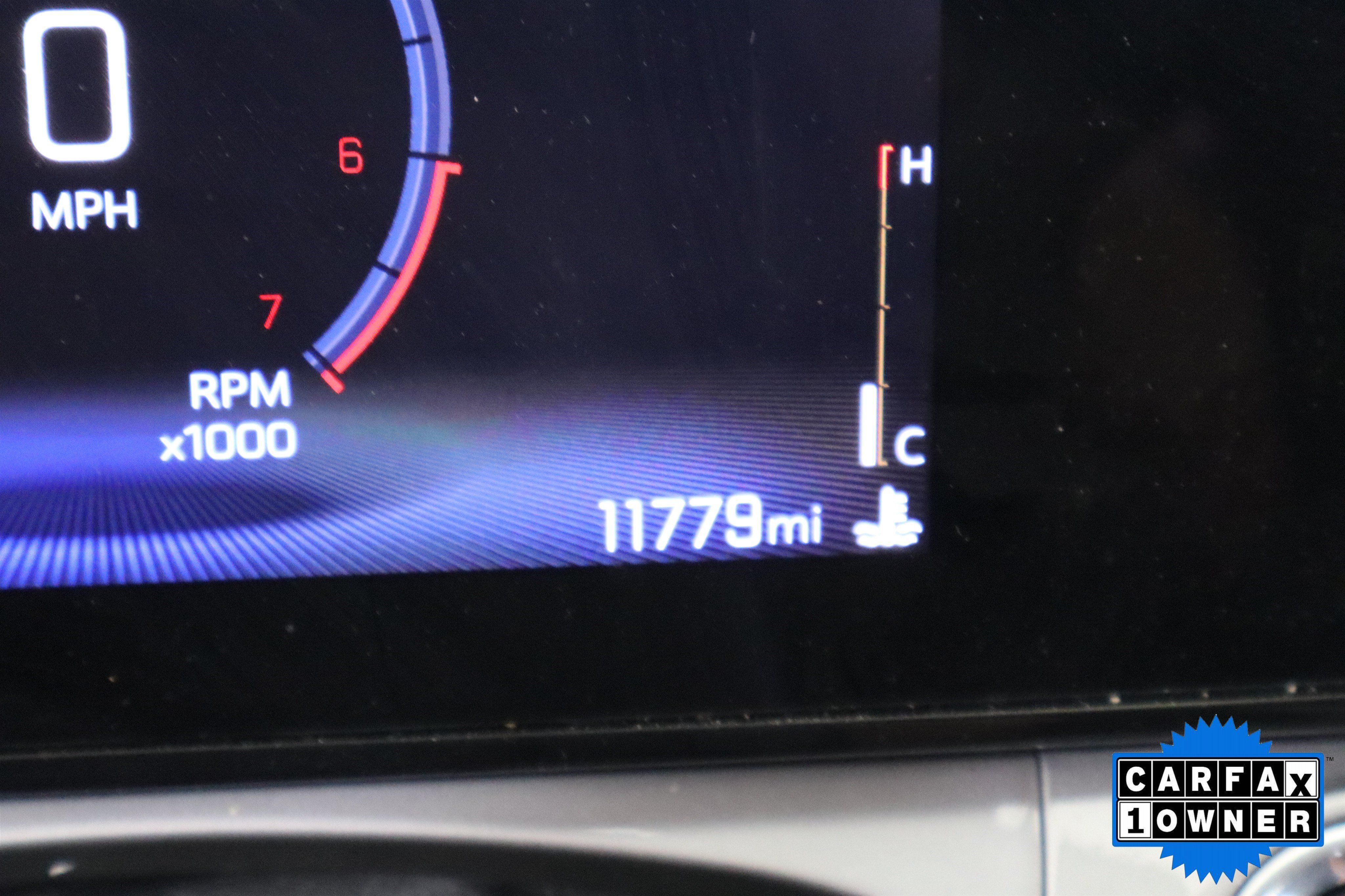 Used 2025 Chevrolet Trax LT FWD image 20
