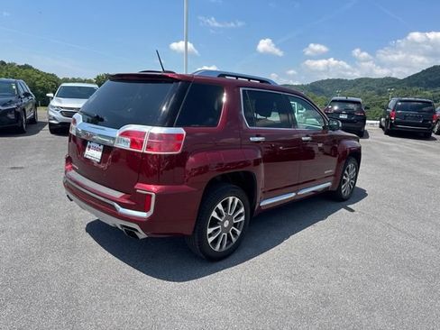 Used 2017 GMC Terrain Denali FWD image 8