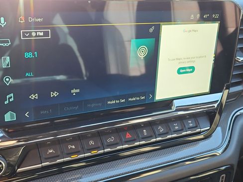 Used 2024 Chevrolet Silverado 1500 ZR2 w/ Technology Package image 22