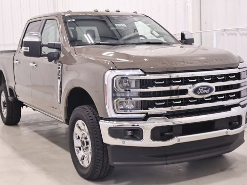 New 2026 Ford F350 Lariat w/ Lariat Premium Package AWD/4WD image 3