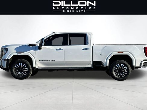 Used 2024 GMC Sierra 2500 Denali Ultimate AWD/4WD image 7