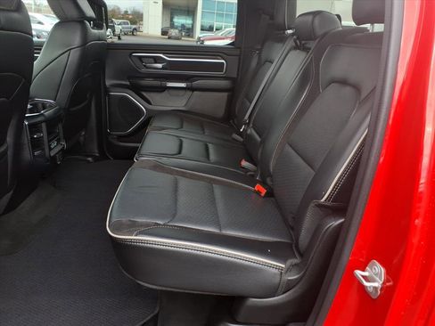Used 2024 RAM 1500 Laramie image 9