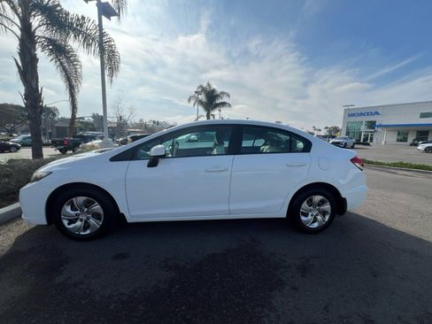 Used 2013 Honda Civic LX image 3