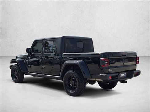Used 2024 Jeep Gladiator Sport AWD/4WD image 8