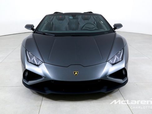 Used 2023 Lamborghini Huracan EVO RWD image 5