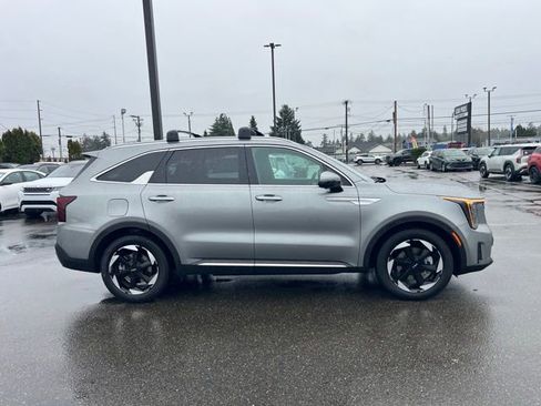 Certified 2025 Kia Sorento SX Prestige image 8