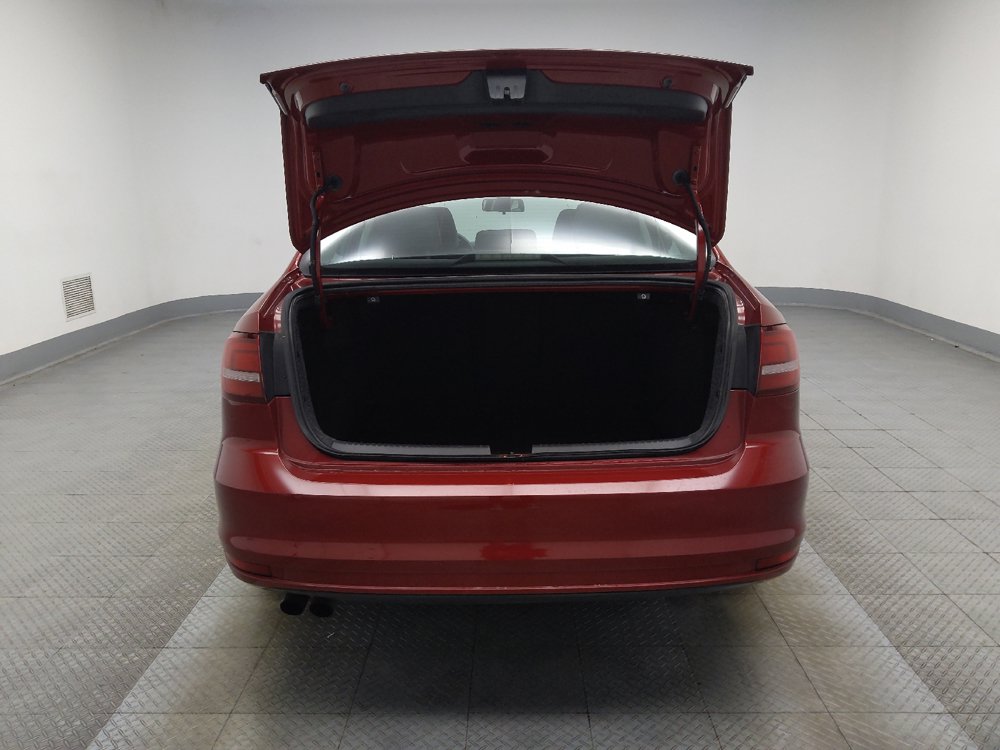 Used 2016 Volkswagen Jetta SEL FWD image 29