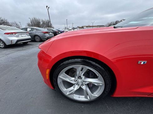 Used 2021 Chevrolet Camaro SS image 10
