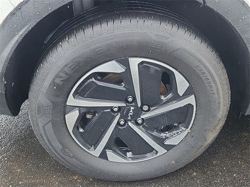 Certified 2023 Kia Sportage LX image 9