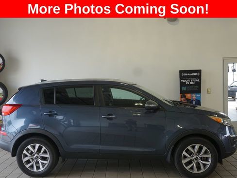 Used 2015 Kia Sportage LX FWD image 2