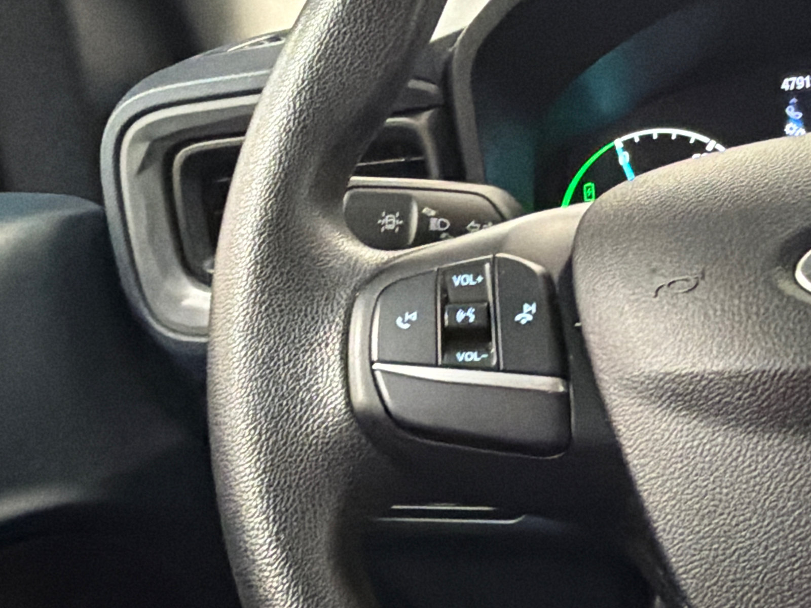 Used 2022 Ford Maverick XL FWD image 21