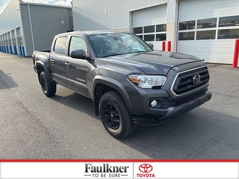Certified 2022 Toyota Tacoma SR5 image 2