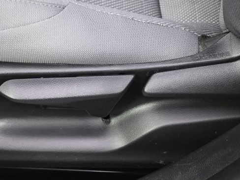 Used 2023 Toyota Corolla SE w/ Carpet Mat Package (TMS) FWD image 10