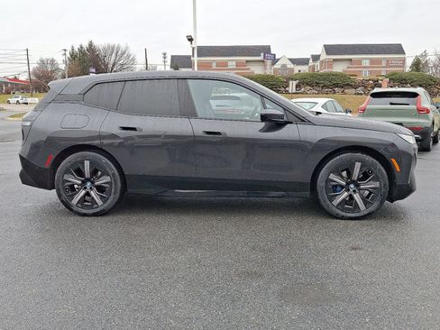 Certified 2024 BMW iX xDrive50 w/ Premium Package image 7